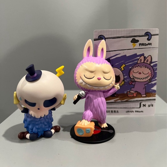 POPMART Accessories - THE MONSTERS Mischief Diary Series Figures - “Crazy Friday”